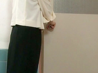 Sexy Tokyo babe rides nippon XXX porn star's cock